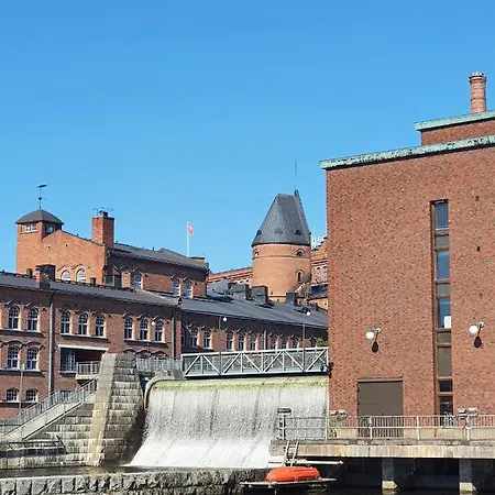 Modern 1br With Sauna & Location * Tampere