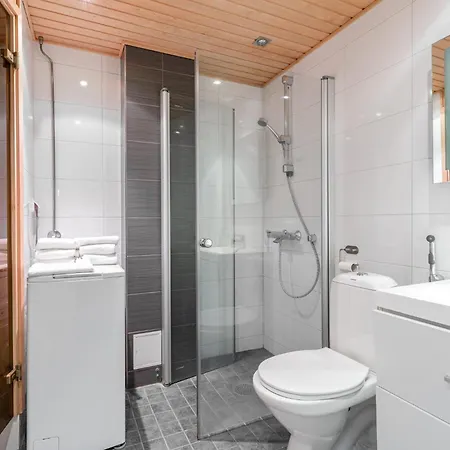 Modern 1br With Sauna & Location